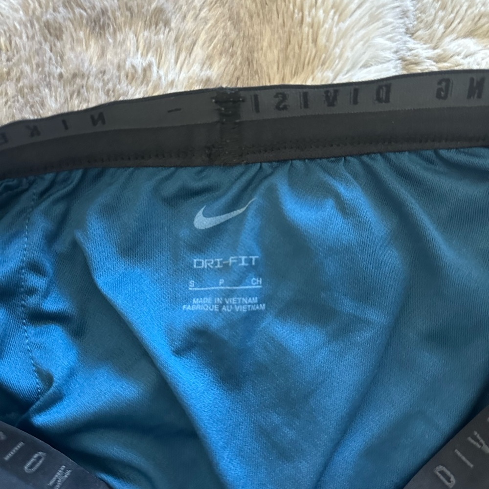 Nike Running Set - Picture 4 of 4